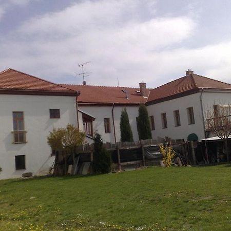 Apartman 3, Suvorovova 158 Cesky Brod 외부 사진